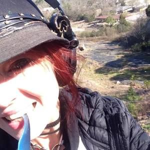 Meet your Posher, Marie